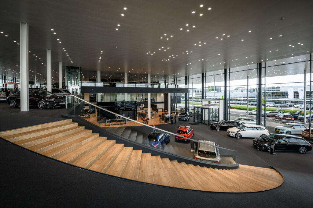 Mercedes-Benz Flagship store